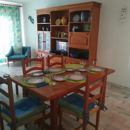 Four Seaview * Salema